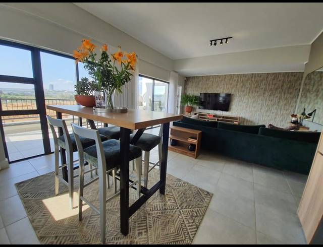 2 BEDROOM APARTMENT FOR SALE IN WATERFALL